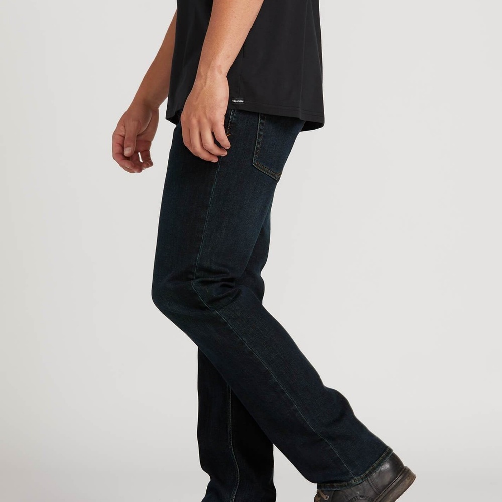 MEN'S VOLCOM SOLVER MODERN FIT STRAIGHT JEANS